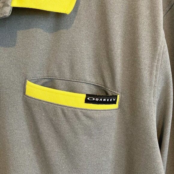 Oakley Tailored Fit Short Sleeve Polo Shirt - Picture 2 of 8
